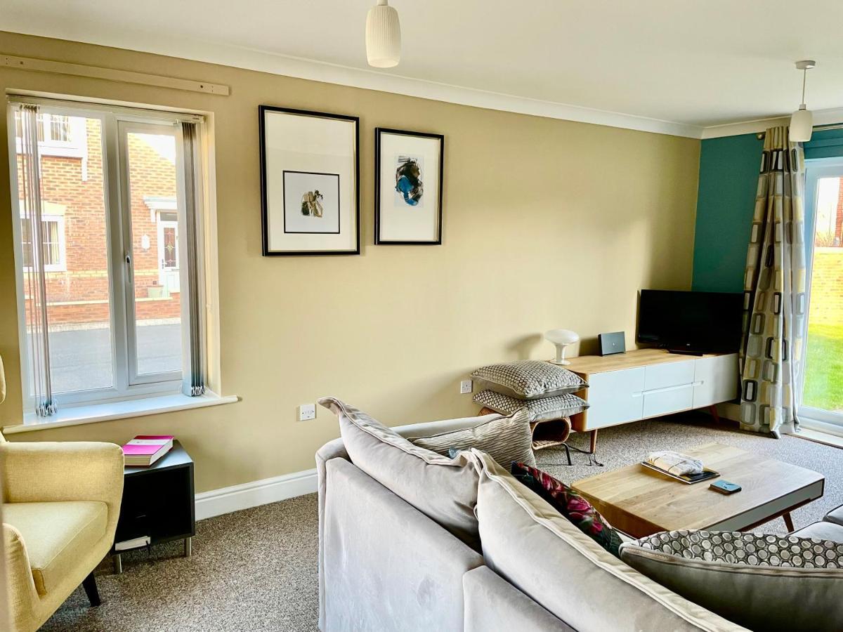 Stunning Large Detached Gloucester, 4 Beds, 3 Bedroom, 2 Bathroom Property, Nr Chelt, The Docks And Quays Sleeps 6 Exterior foto