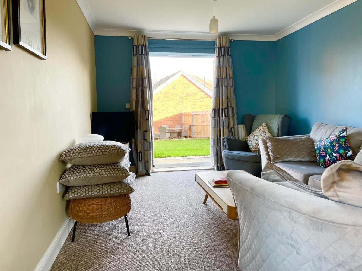 Stunning Large Detached Gloucester, 4 Beds, 3 Bedroom, 2 Bathroom Property, Nr Chelt, The Docks And Quays Sleeps 6 Exterior foto