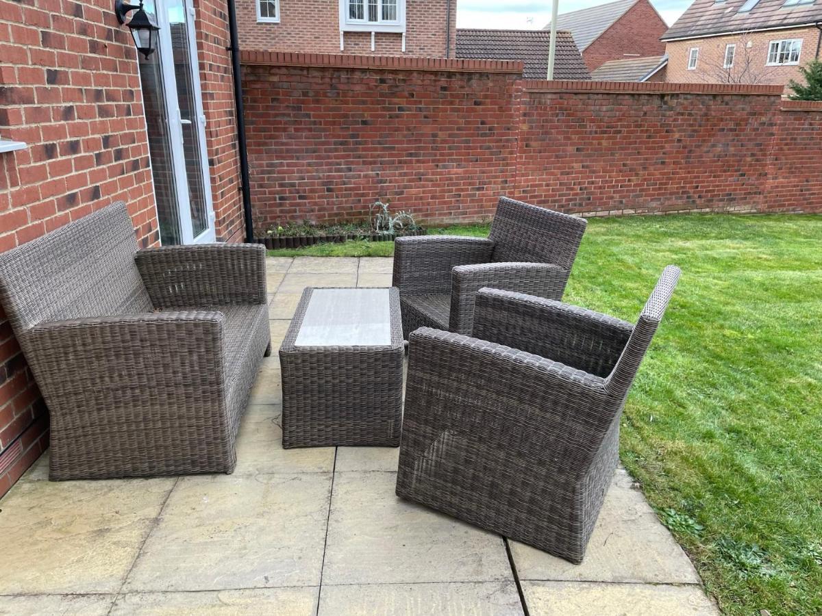 Stunning Large Detached Gloucester, 4 Beds, 3 Bedroom, 2 Bathroom Property, Nr Chelt, The Docks And Quays Sleeps 6 Exterior foto